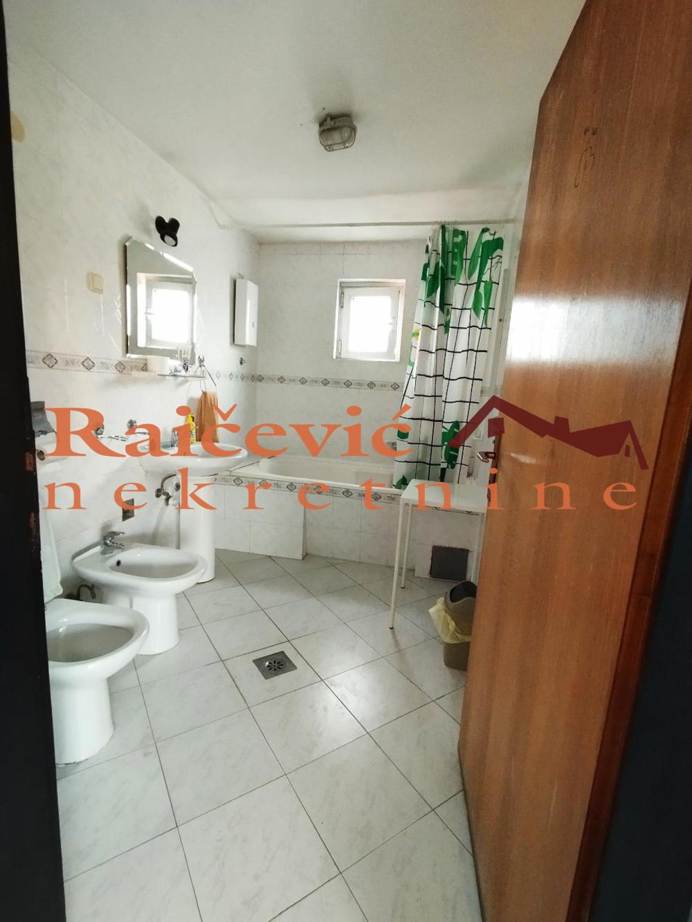 Slika 6 - Kneza Mihaila, Šestoiposoban stan na prodaju, 170m2, 888.000€