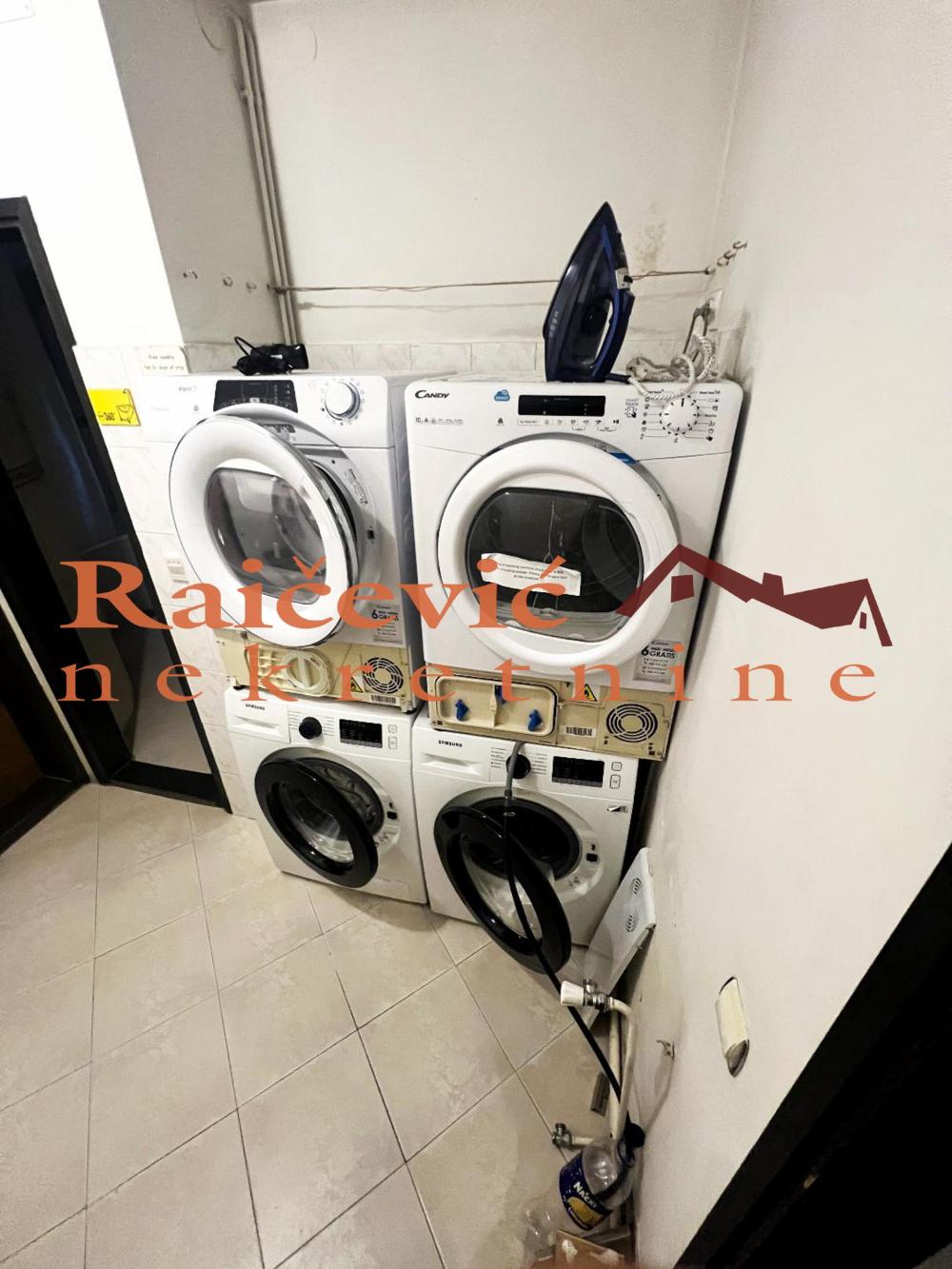 Slika 8 - Kneza Mihaila, Šestoiposoban stan na prodaju, 170m2, 888.000€