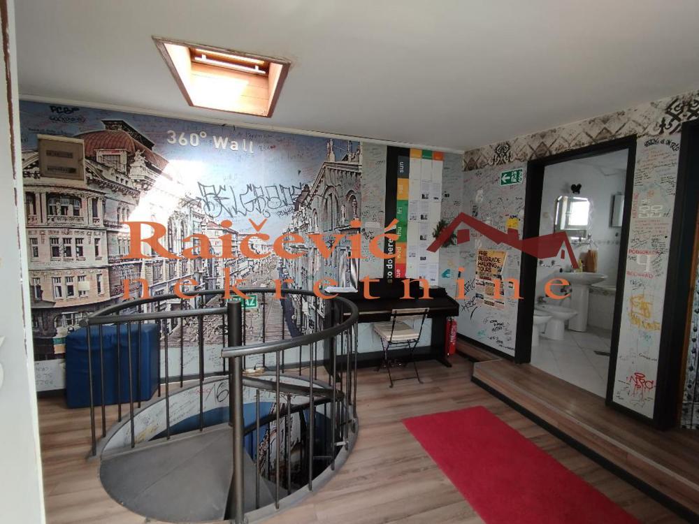 Glavna slika -Kneza Mihaila, Šestoiposoban stan na prodaju, 170m2, 888.000€