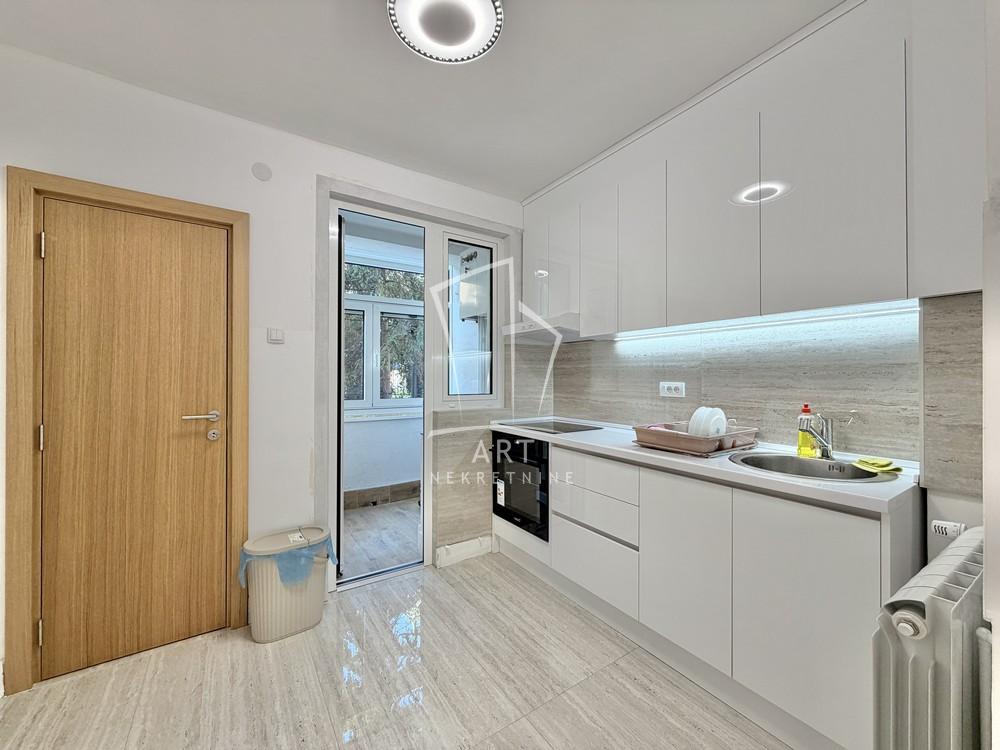 Slika 5 - Koste Jovanovića, Dvosoban stan na prodaju, 50m2, 199.000€