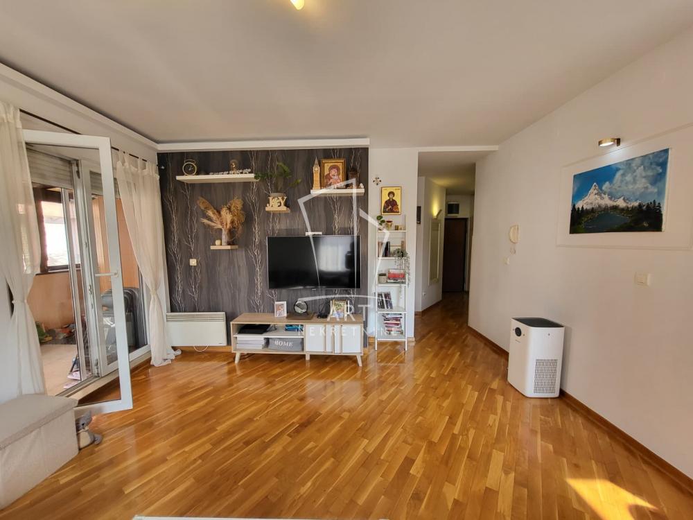 Slika 2 - Živka Davidovića, Trosoban stan na prodaju, 83m2, 250.000€