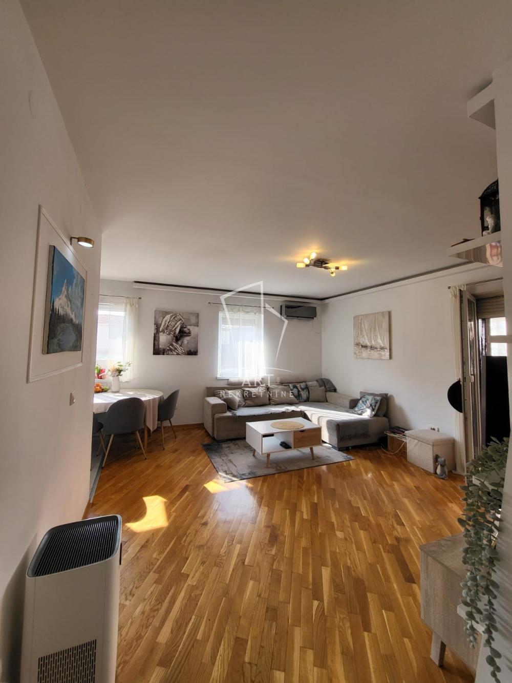 Slika 3 - Živka Davidovića, Trosoban stan na prodaju, 83m2, 250.000€