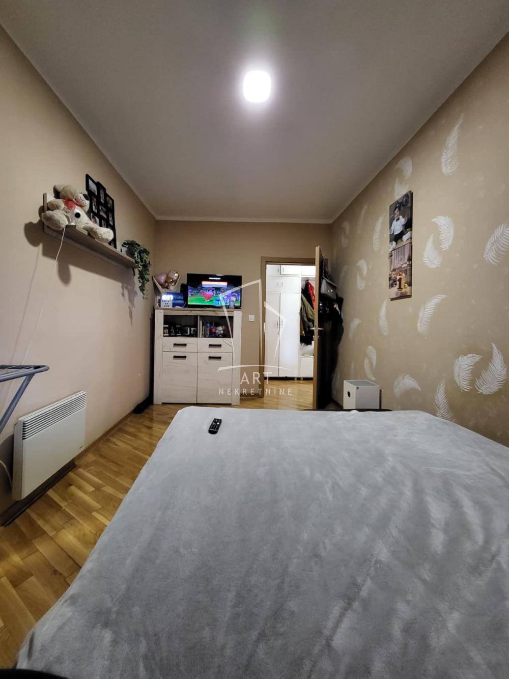 Slika 4 - Živka Davidovića, Trosoban stan na prodaju, 83m2, 250.000€