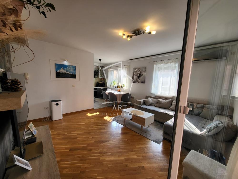 Glavna slika -Živka Davidovića, Trosoban stan na prodaju, 83m2, 250.000€