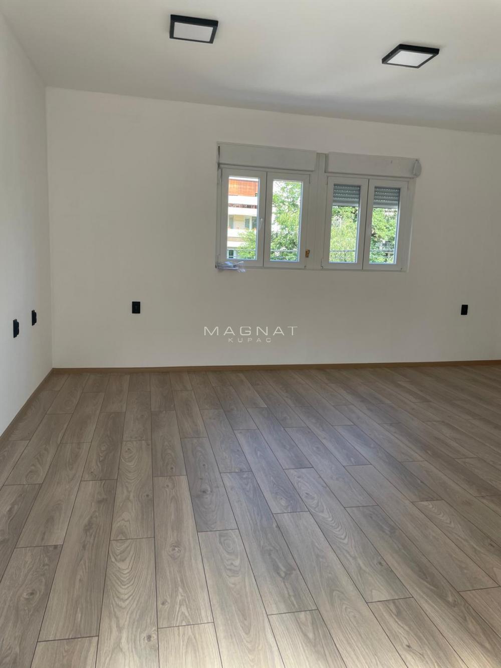 Slika 2 - Gornjogradska,  Lokal za izdavanje, 36m2, 500€