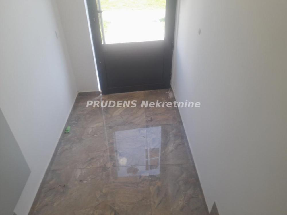 Slika 5 - Jednoiposoban stan na prodaju, 42m2, 88.000€