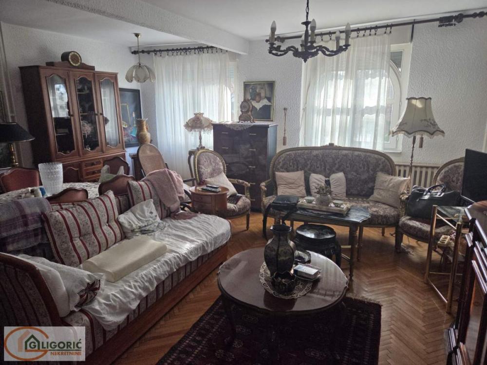 Slika 3 - Borivoja Stevanovića, Dvoiposoban stan na prodaju, 80m2, 234.000€