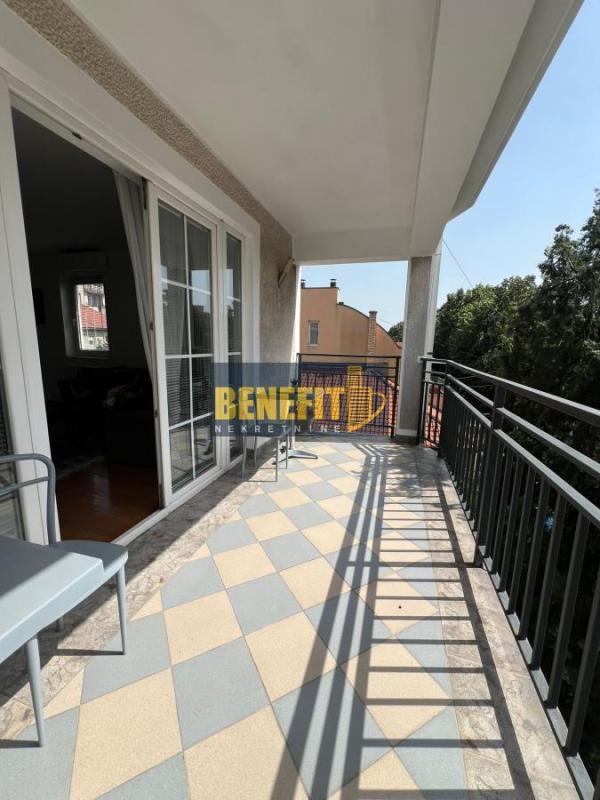 Glavna slika -Trosoban stan na prodaju, 101m2, 310.000€