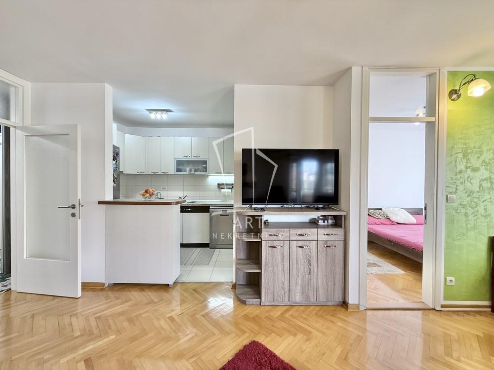 Slika 7 - Kaplara Momčila Gavrića, Trosoban stan za izdavanje, 69m2, 800€