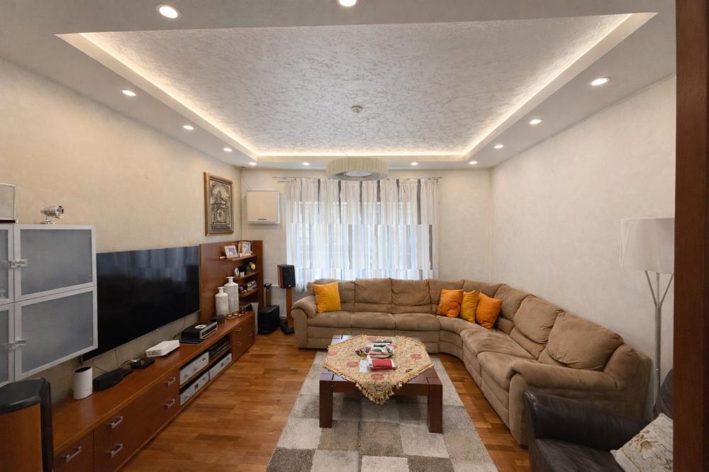 Slika 1 -  Kuća na prodaju, 101m2, 927.000€