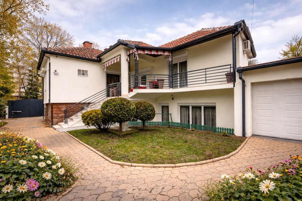 Glavna slika - Kuća na prodaju, 101m2, 927.000€
