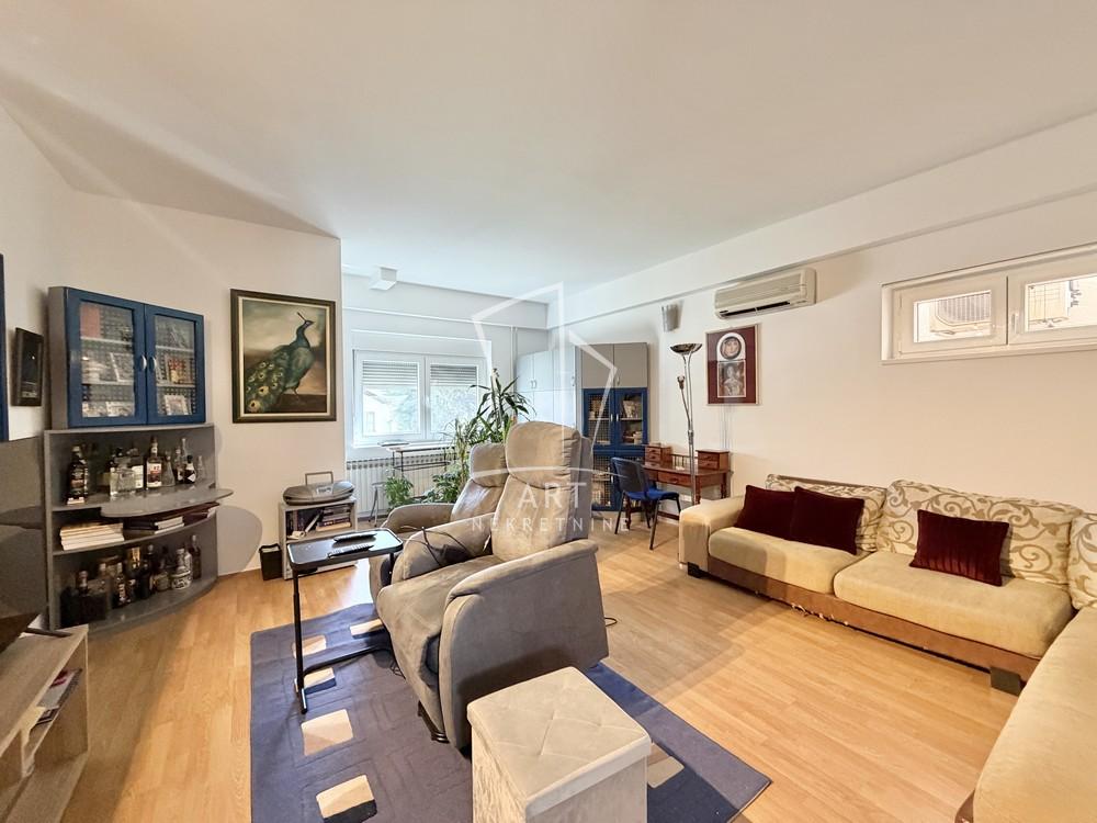 Slika 8 - Ševina,  Kuća na prodaju, 196m2, 450.000€