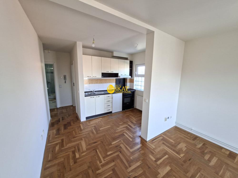 Glavna slika -Ladne Vode, Dvosoban stan na prodaju, 41m2, 120.000€