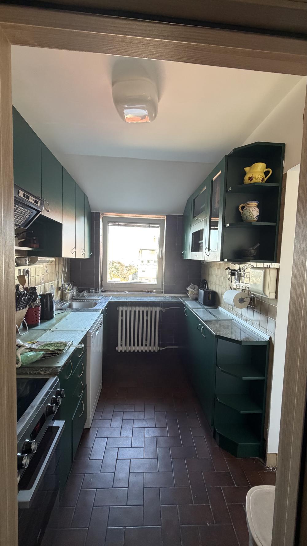 Slika 9 - Požeška, Petosoban stan za izdavanje, 210m2, 1.200€