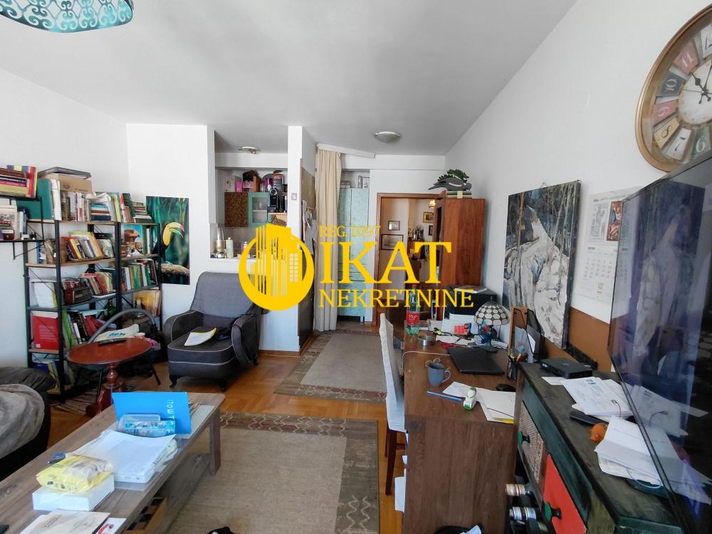 Slika 1 - Ravanička, Trosoban stan na prodaju, 65m2, 234.000€