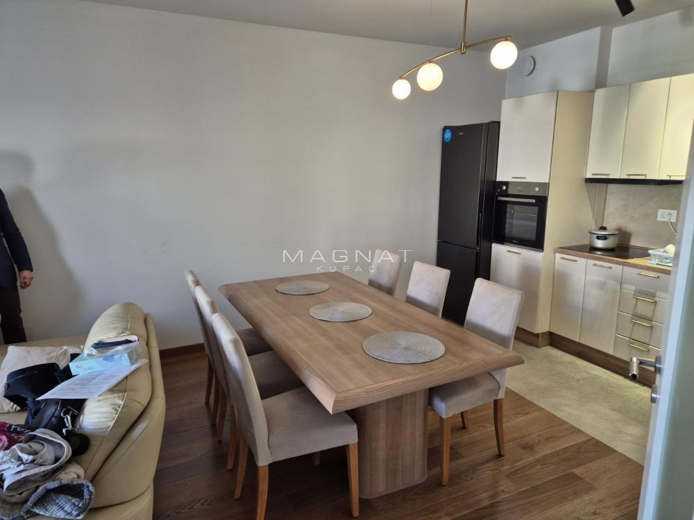 Slika 3 - Tadije Sondermajera, Četvorosoban stan za izdavanje, 100m2, 1.800€