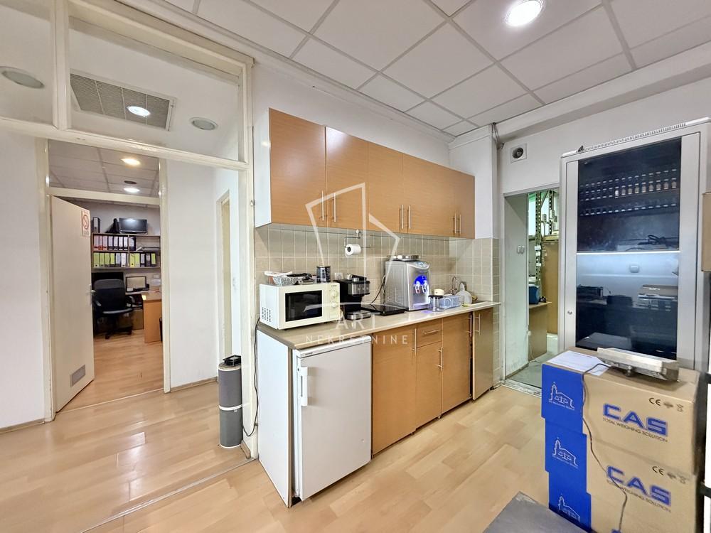 Slika 4 - Vojvode Stepe,  Lokal na prodaju, 190m2, 360.000€