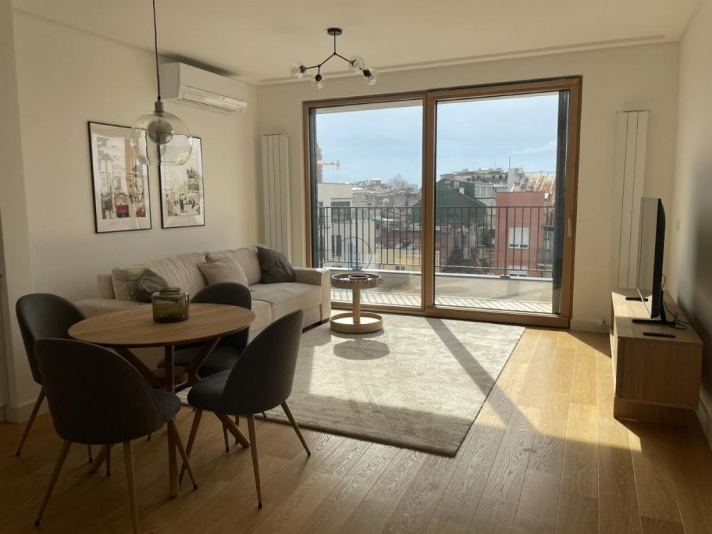 Slika 1 - Bulevar Kralja Aleksandra, Dvosoban stan za izdavanje, 53m2, 1.200€