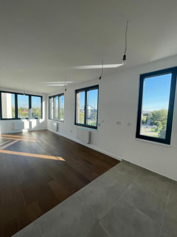 Slika 1 - Jurija Gagarina, Četvorosoban stan na prodaju, 83m2, 390.000€