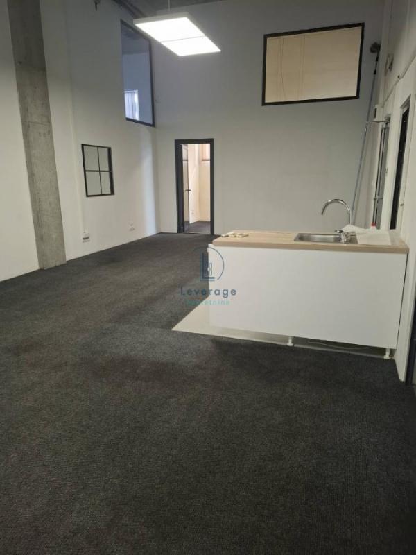 Slika 4 - Milutina Milankovića,  Lokal za izdavanje, 460m2, 8.280€