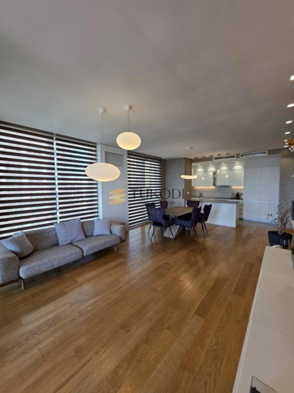 Slika 5 - Četvorosoban stan na prodaju, 138m2, 1.150.000€