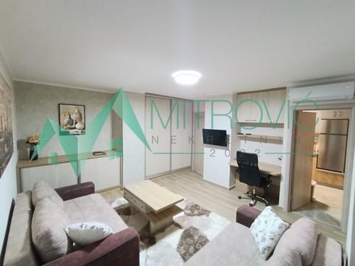 Glavna slika -Dvosoban stan za izdavanje, 66m2, 750€