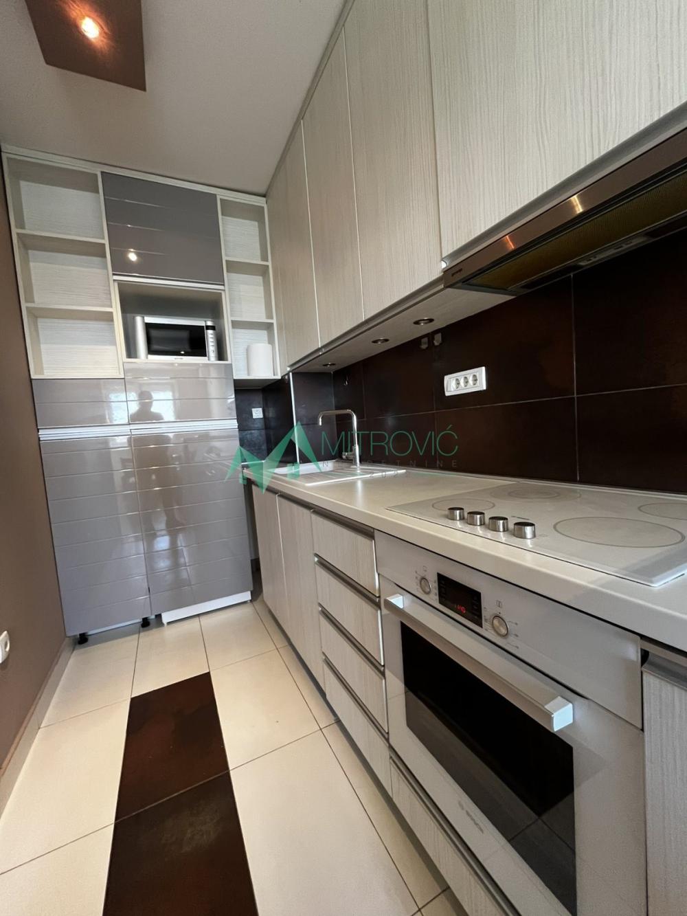 Slika 2 - Jednoiposoban stan za izdavanje, 43m2, 450€