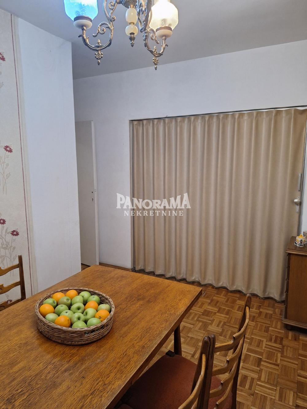 Slika 4 - Pere Velimirovića, Četvorosoban stan na prodaju, 83m2, 219.900€