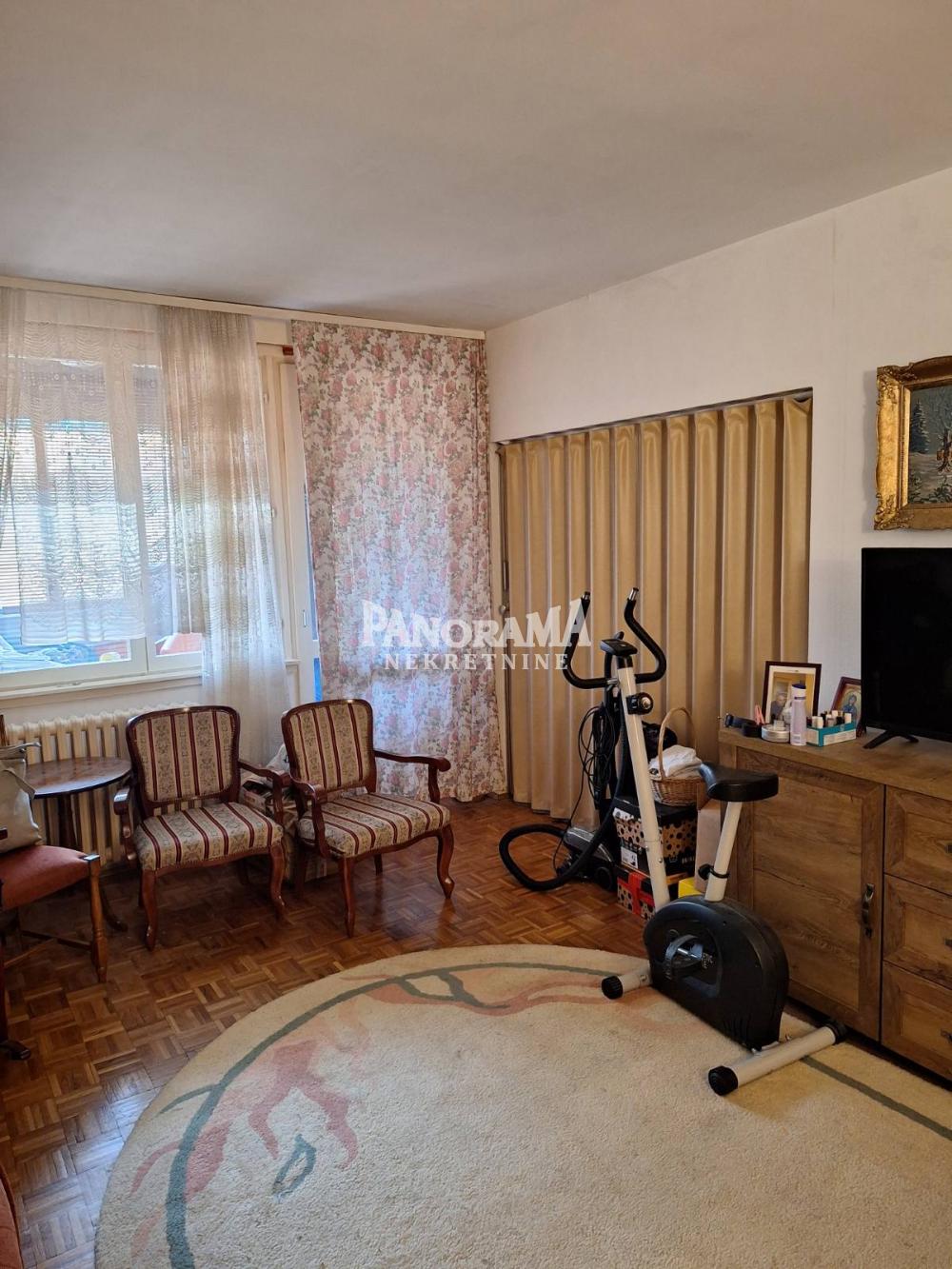 Slika 2 - Pere Velimirovića, Četvorosoban stan na prodaju, 83m2, 219.900€