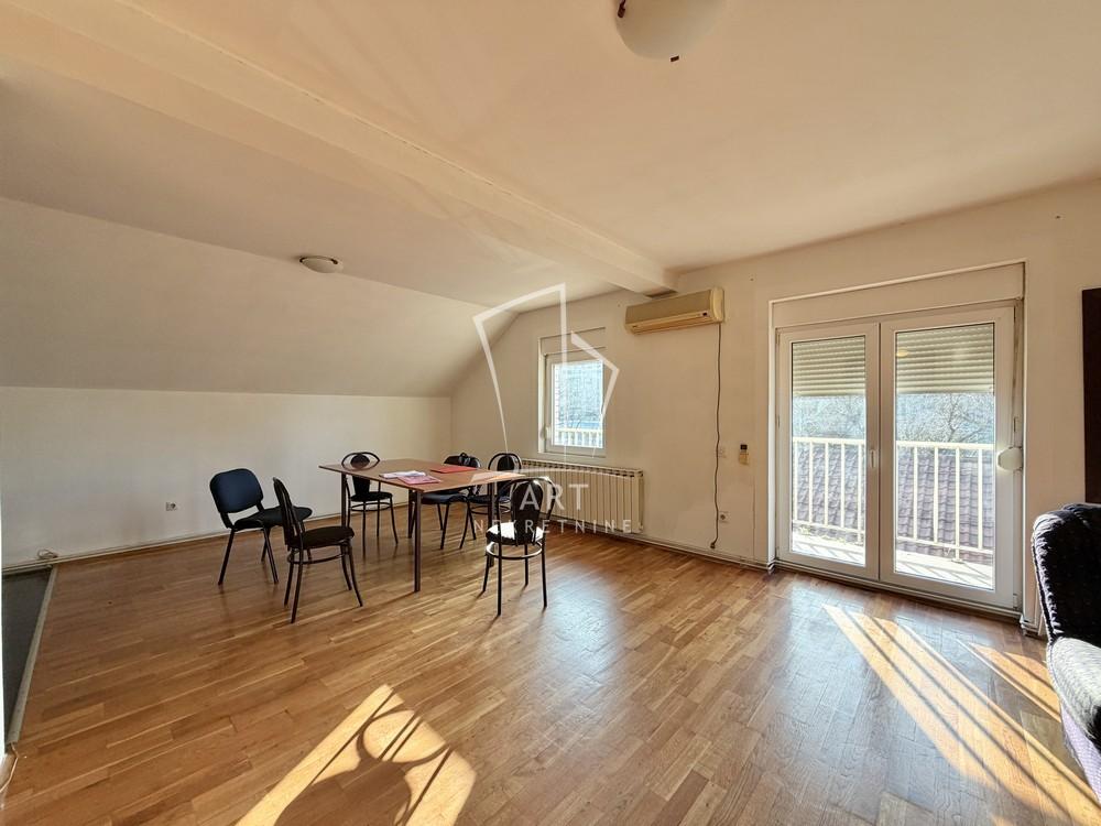 Slika 5 - Rospi Ćuprija,  Kuća za izdavanje, 340m2, 1.350€