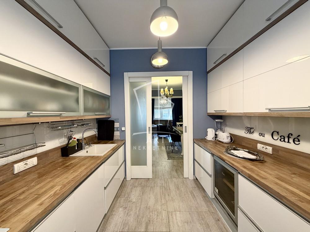 Slika 6 - Cetinjska, Trosoban stan na prodaju, 77m2, 399.000€