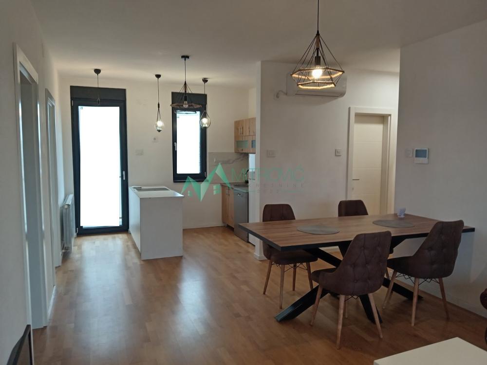 Slika 1 - Troiposoban stan na prodaju, 71m2, 185.400€