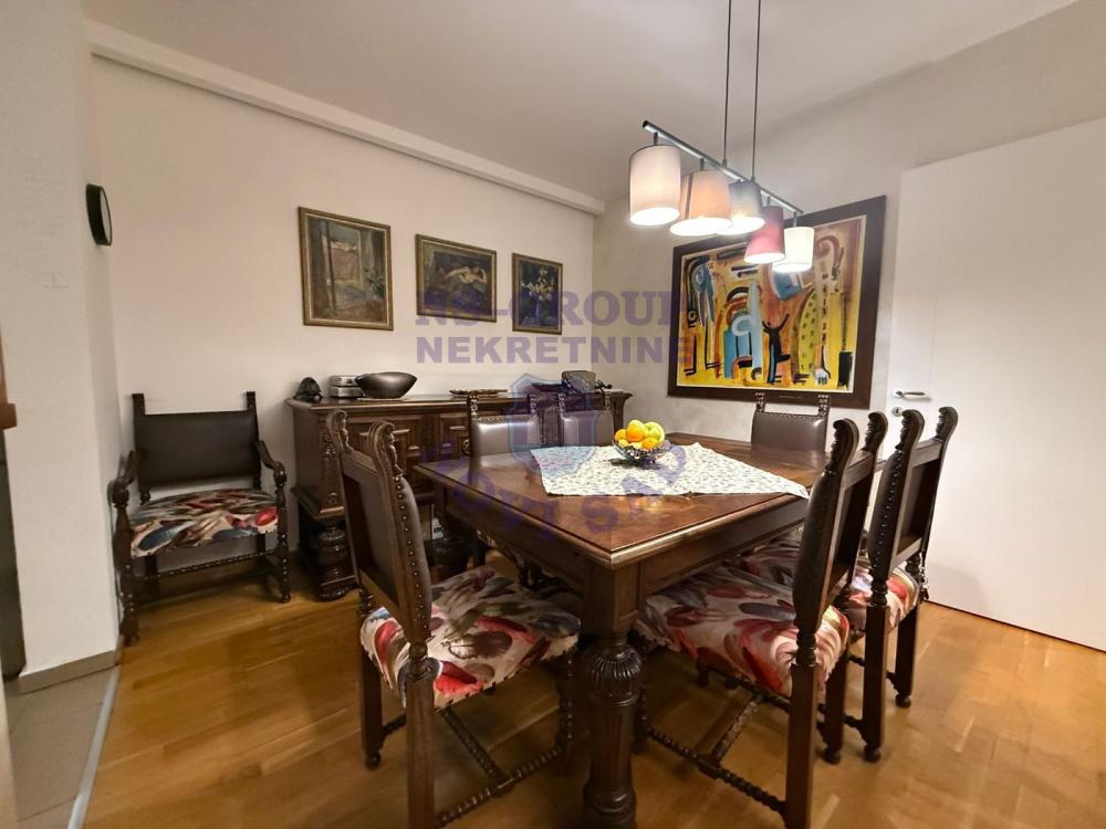 Slika 1 - Četvorosoban stan na prodaju, 114m2, 352.260€