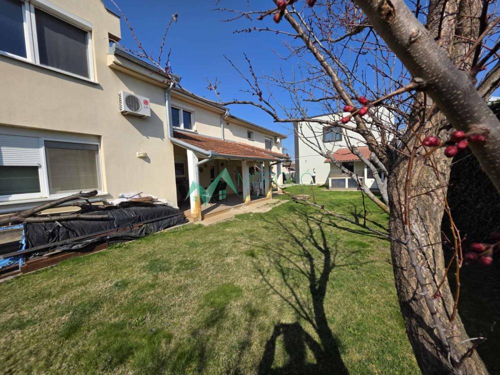 Glavna slika - Kuća na prodaju, 93m2, 669.500€