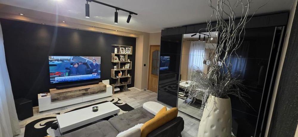 Slika 1 - Četvorosoban stan na prodaju, 85m2, 240.000€