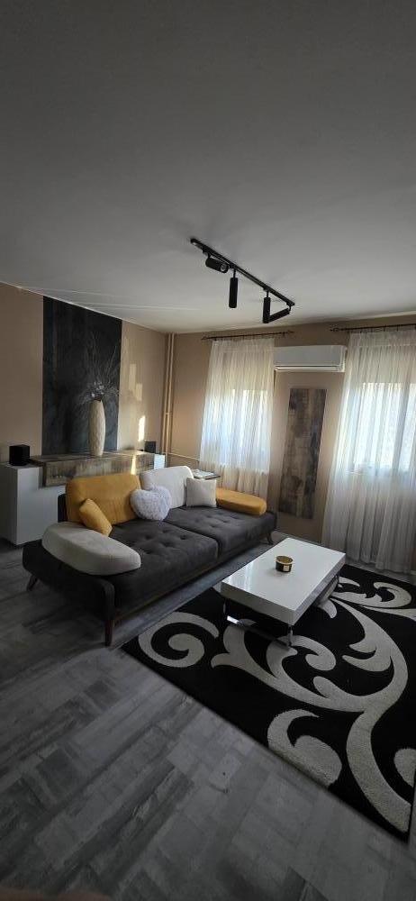 Slika 0 - Četvorosoban stan na prodaju, 85m2, 240.000€