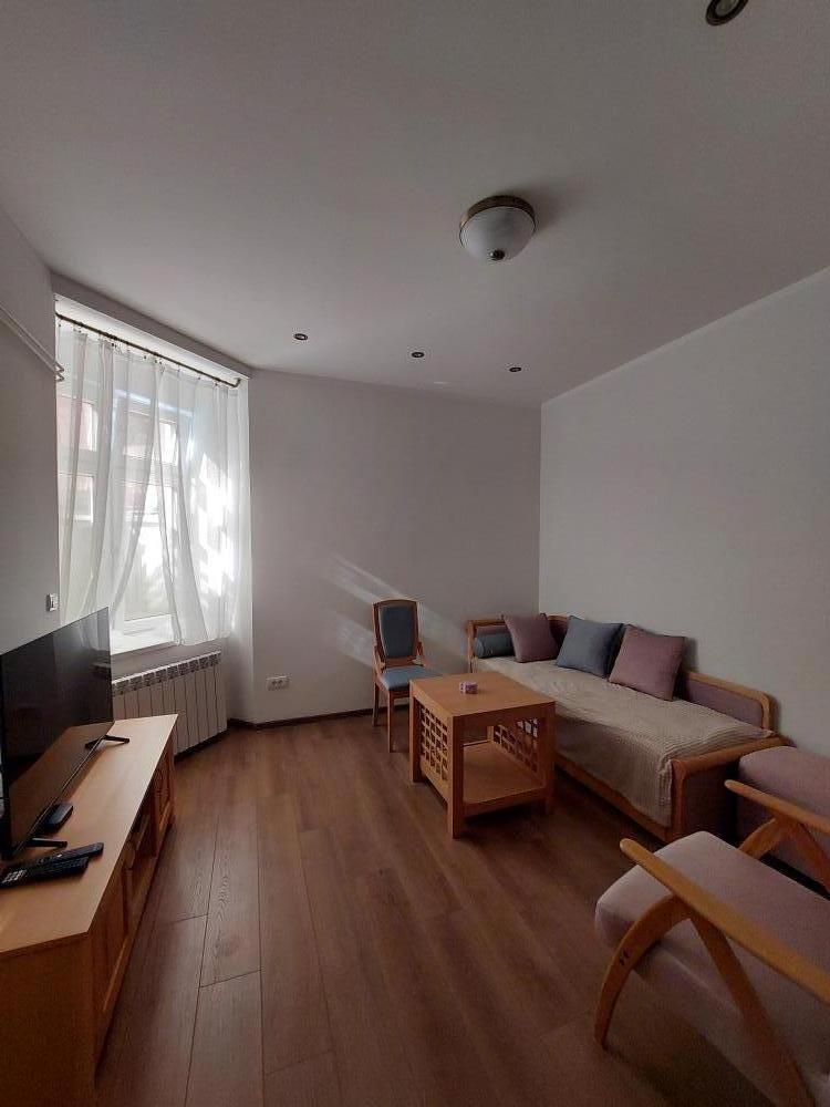 Glavna slika -Dositejeva , Dvosoban stan za izdavanje, 33m2, 650€