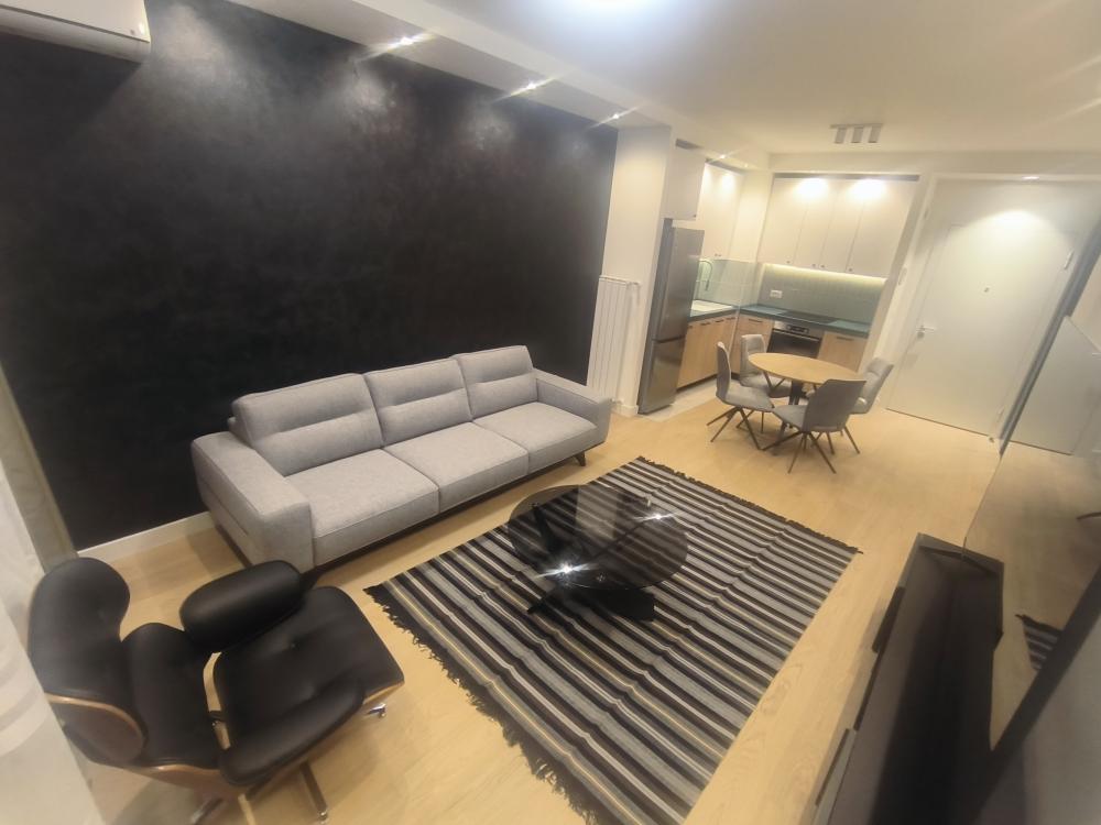 Slika 2 - Savska, Trosoban stan za izdavanje, 75m2, 1.600€