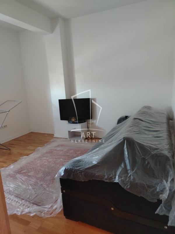 Slika 11 - Vojvode Micka Krstića, Trosoban stan za izdavanje, 72m2, 800€