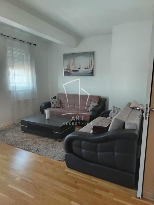 Slika 1 - Vojvode Micka Krstića, Trosoban stan za izdavanje, 72m2, 800€