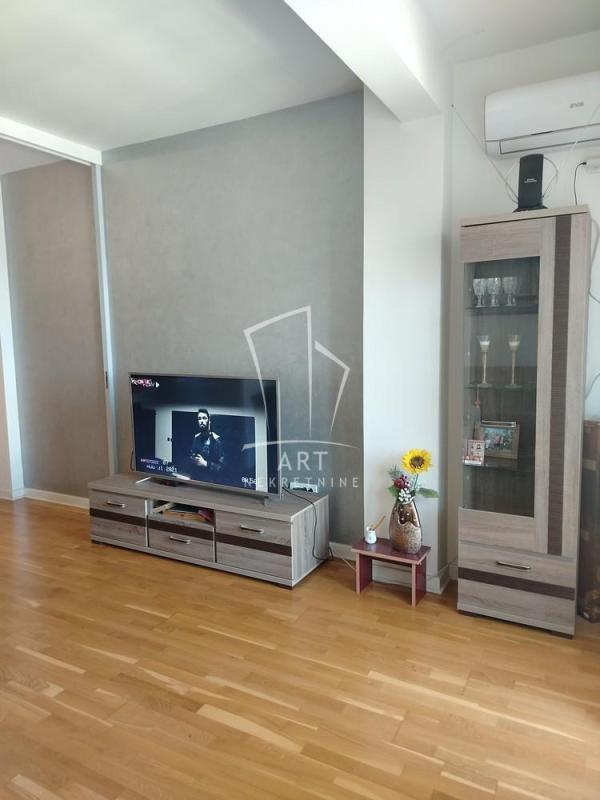 Slika 2 - Vojvode Micka Krstića, Trosoban stan za izdavanje, 72m2, 800€