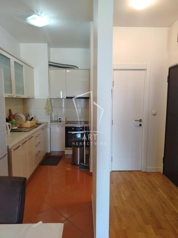 Slika 5 - Vojvode Micka Krstića, Trosoban stan za izdavanje, 72m2, 800€