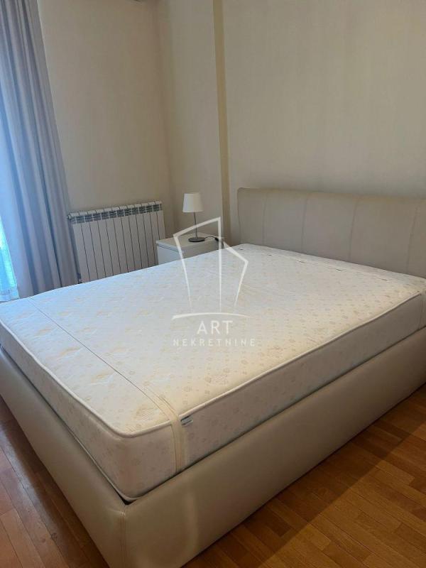 Slika 11 - Svetogorska, Dvosoban stan za izdavanje, 100m2, 1.800€