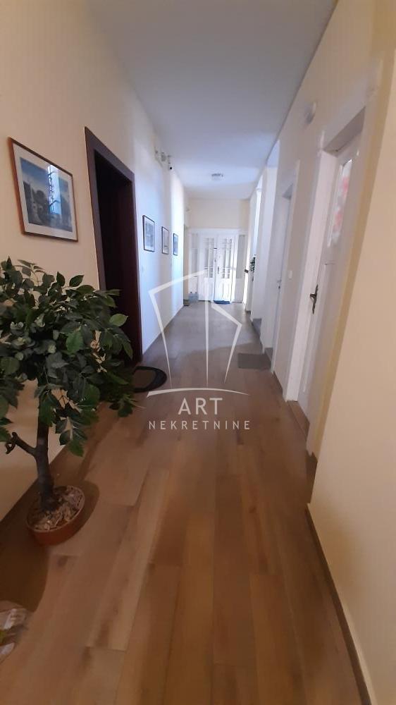 Slika 10 - Stevana Markovića, Jednoiposoban stan za izdavanje, 50m2, 900€