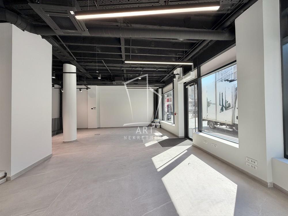 Slika 6 - Dečanska,  Lokal za izdavanje, 252m2, 4.290€