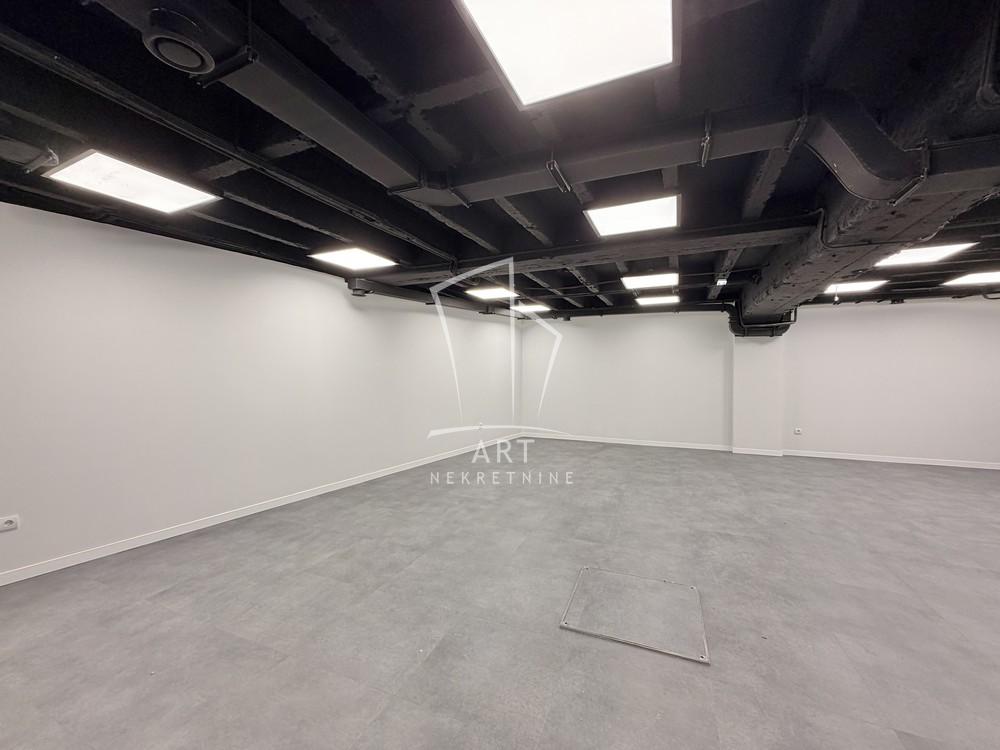 Slika 7 - Dečanska,  Lokal za izdavanje, 252m2, 4.290€