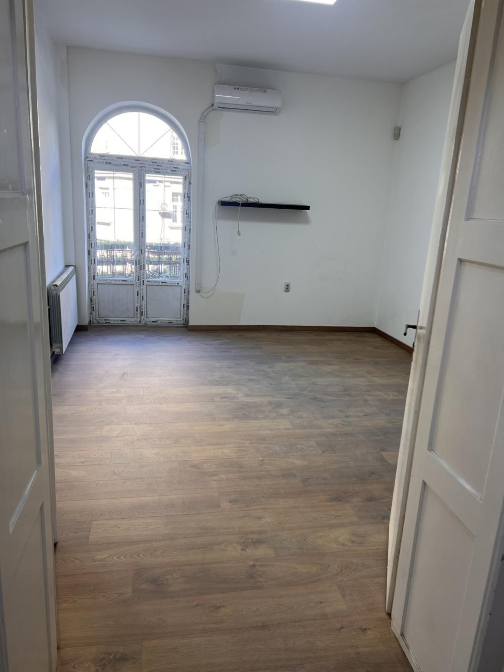 Slika 8 - Sremska, Četvorosoban stan za izdavanje, 107m2, 1.400€