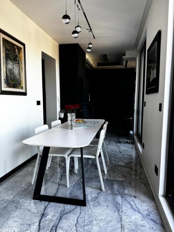 Slika 3 - Ustanička, Četvorosoban stan na prodaju, 155m2, 598.000€