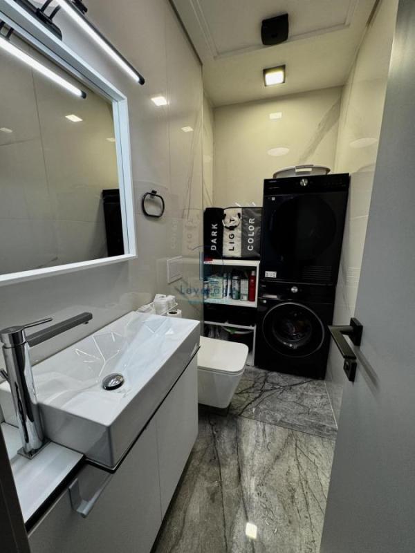 Slika 9 - Ustanička, Četvorosoban stan na prodaju, 155m2, 598.000€