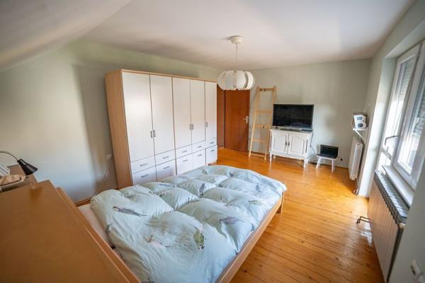 Slika 1 -  Kuća na prodaju, 220m2, 216.300€